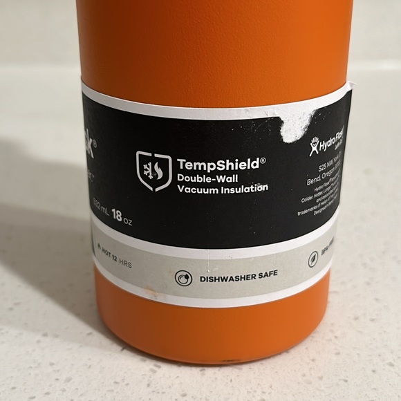 18 oz Standard Mouth Hydro Flask Orange - Picture 3 of 6